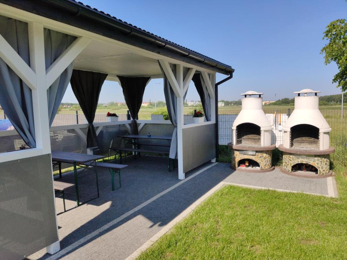 Aparthotel Aurora Ustka-Przewloka Esterno foto