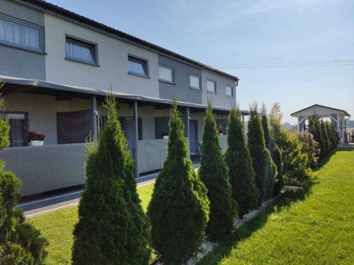Aparthotel Aurora Ustka-Przewloka Esterno foto
